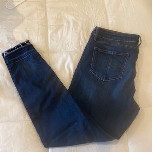 Size 32 prosperity skinny ankle jean with raw hem